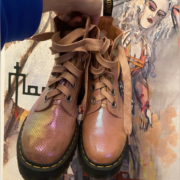 Dr. Martens Molly Iridescent pink platform boots! - Picture 2 of 6